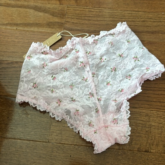 NWT Skims Women's Pink Boy Short floral lace - Picture 9 of 9